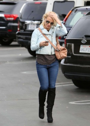 Britney Spears in Jeans Out in Los Angeles