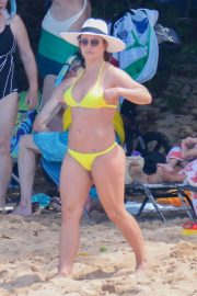 Britney Spears in Yellow Bikini at the beach in Hawaii