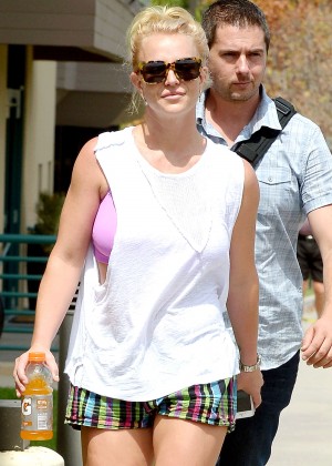 Britney Spears - Leaving the gym in Westlake Village
