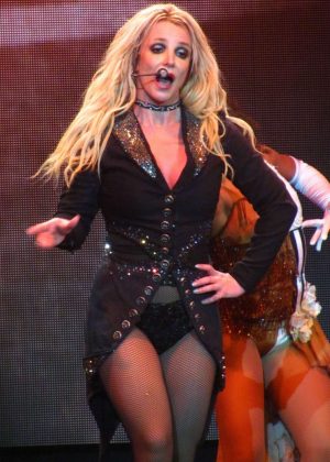 britney spears tours