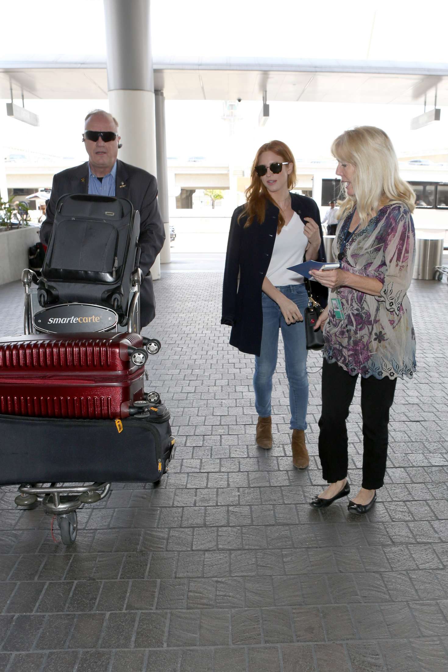 Brittany Snow Arrives At Lax Airport 11 Gotceleb