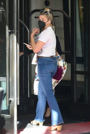 Busy Philipps – Arriving at The Mark Hotel in New