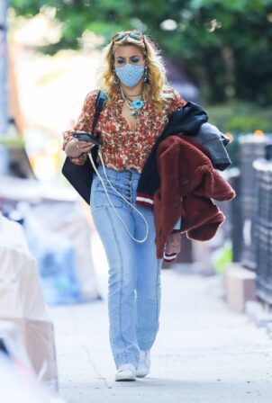 Busy Philipps - Out in New York