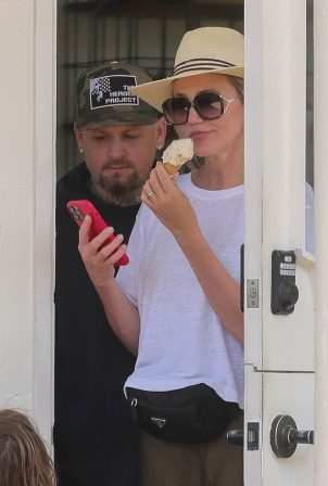 Cameron Diaz & Benji Madden - Went out for an ice cream in Los Angeles