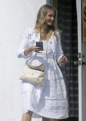 Cameron Diaz Leaving Rodeo Nail Salon in Beverly Hills