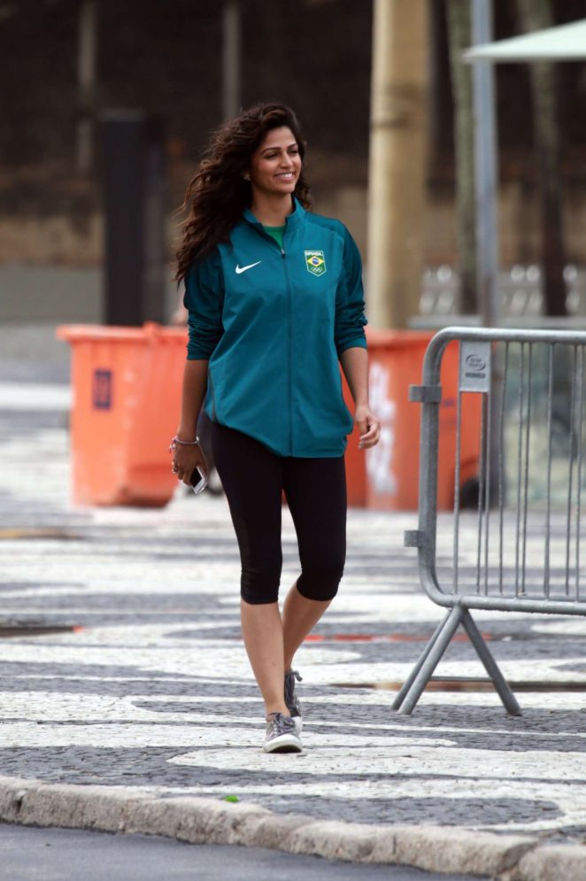 Camila Alves in Tight Leggings out in Rio de Janeiro