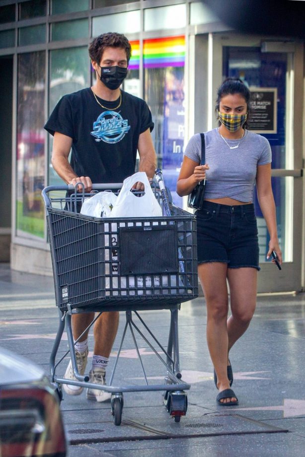Camila Mendes with her boyfriend - Shopping at Bed Bath and Beyond in Hollywood