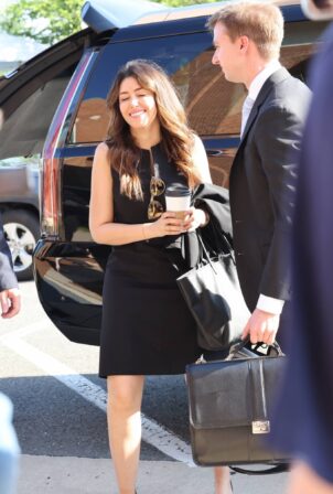 Camille Vasquez - Arrives at the courthouse in Fairfax