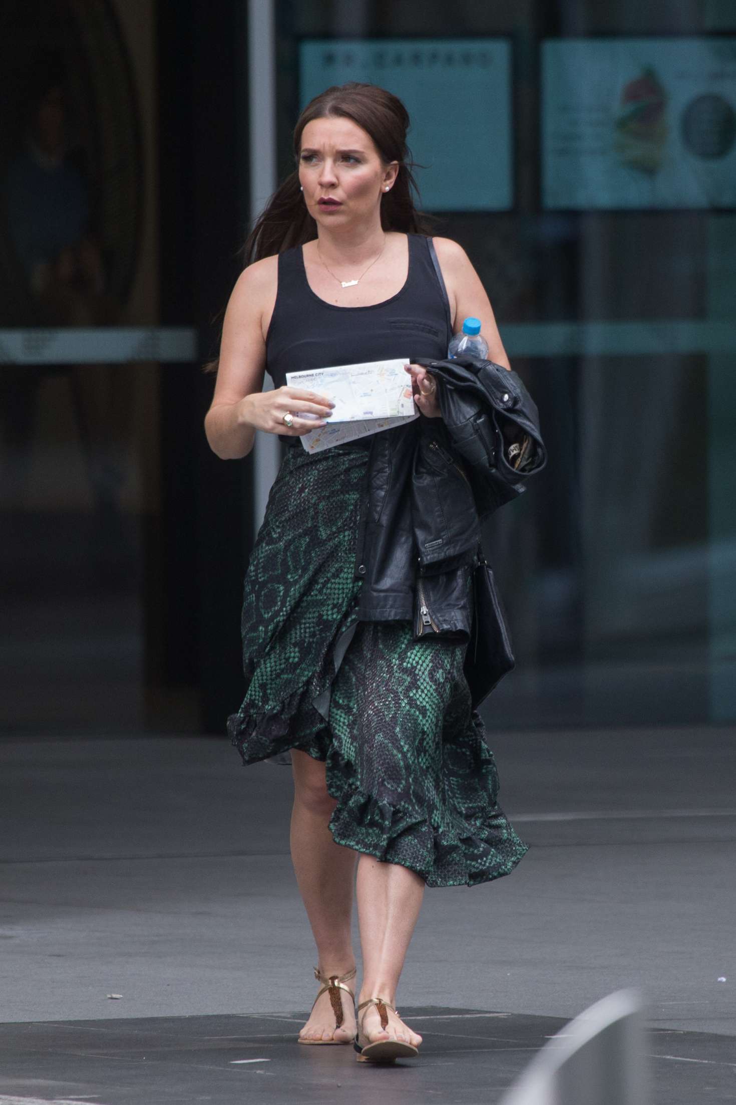 Candice Brown 2018 : Candice Brown: Shopping in Melbourne -06
