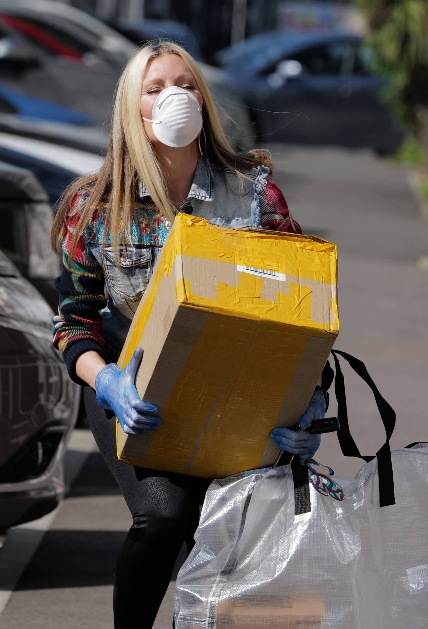 Caprice Bourret - Caying care packages to NHS staff during the coronavirus pandemic