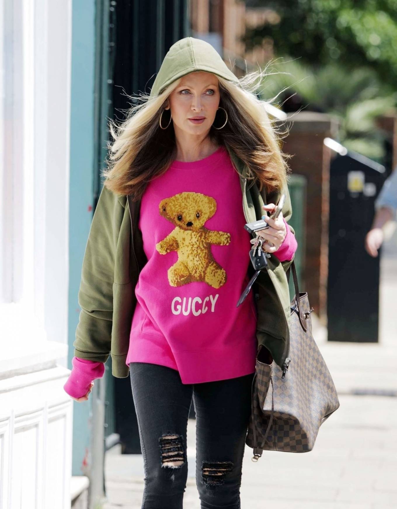 Caprice Bourret 2020 : Caprice Bourret – Shopping candids in London-03