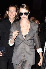 Cara Delevingne - Arrives at the Dior Mens Fashion Show in Paris
