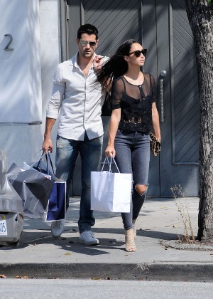 Cara Santana in Tight Jeans Shopping in LA