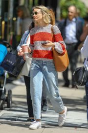 Carey Mulligan - Out for coffee in New York City