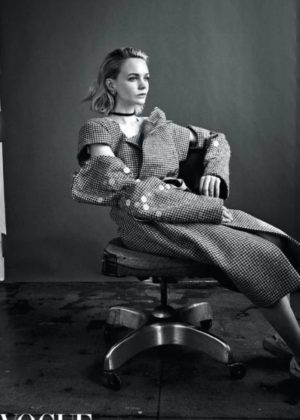 Carey Mulligan - Vogue Australia (January 2018)