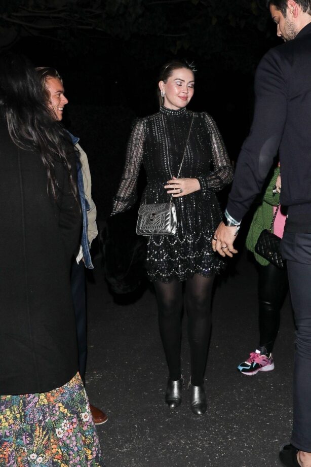 Carly Steel - Attends Leonardo DiCaprio's 48th birthday party in Beverly Hills