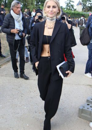 Caroline Daur - Arrives at Christian Dior Show in Paris