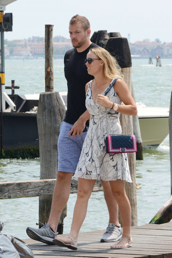 Caroline Wozniacki out in Venice