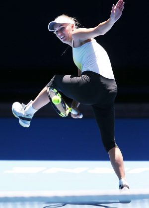 Caroline Wozniacki - Practice Session at the Australian Open 2018 in Melbourne