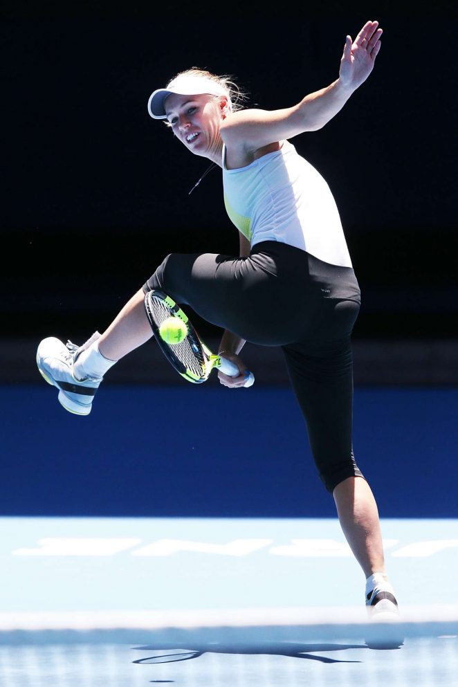 Caroline Wozniacki - Practice Session at the Australian Open 2018 in Melbourne