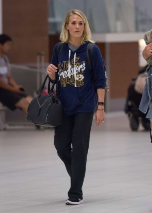 Carrie Underwood at Adelaide airport in Australia
