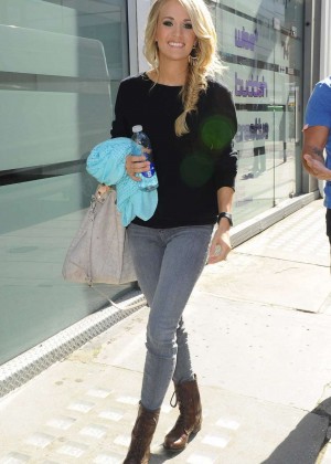 Carrie Underwood in Jeans at BBC Radio in London