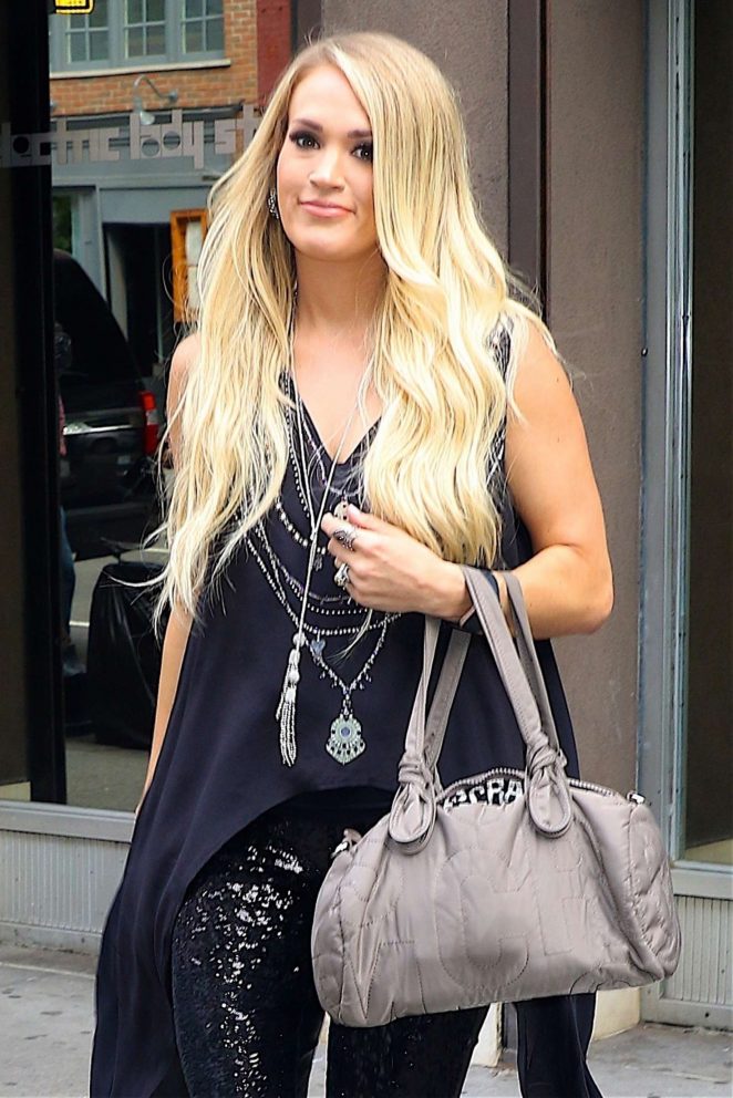 Carrie Underwood - Leaves Electric Lady Studio in New York