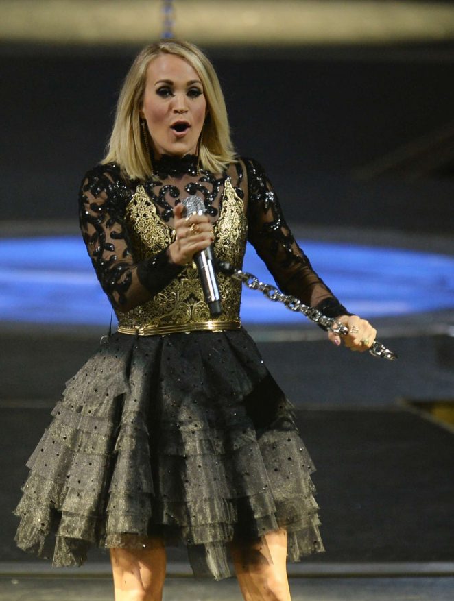 Carrie Underwood - Performs at The Chesapeake Arena in Oklahoma