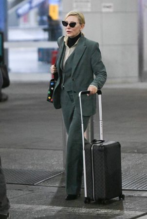 Cate Blanchett - Arriving to JFK Airport in New York