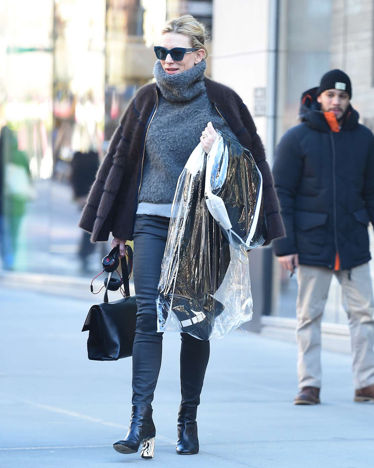 Cate Blanchett in fur coat -03 | GotCeleb