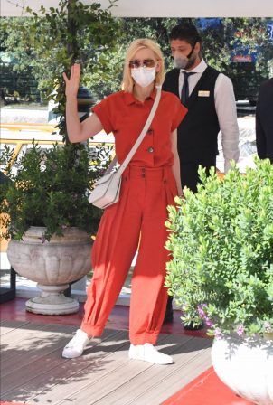 Cate Blanchett - In red at Excelsior hotel during 77th Venice Film Festival