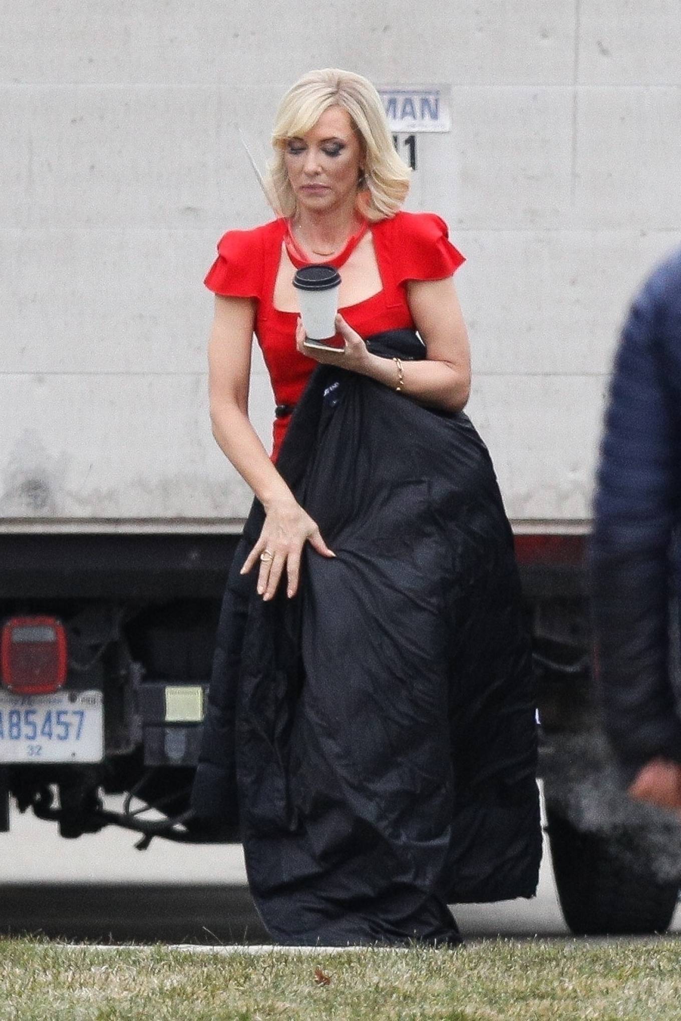 Cate Blanchett – On set of ‘Don’t Look Up’ in Westborough