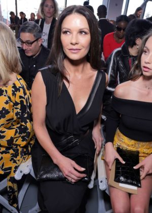 Catherine Zeta-Jones - Michael Kors show - Spring Summer 2018 - 2017 New York Fashion Week