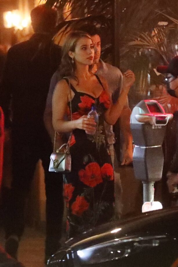 Caylee Cowan - Seen at a bar in Los Angeles