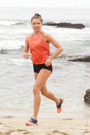 Chari Hawkins in Shorts - Jogging on the beach in San Diego