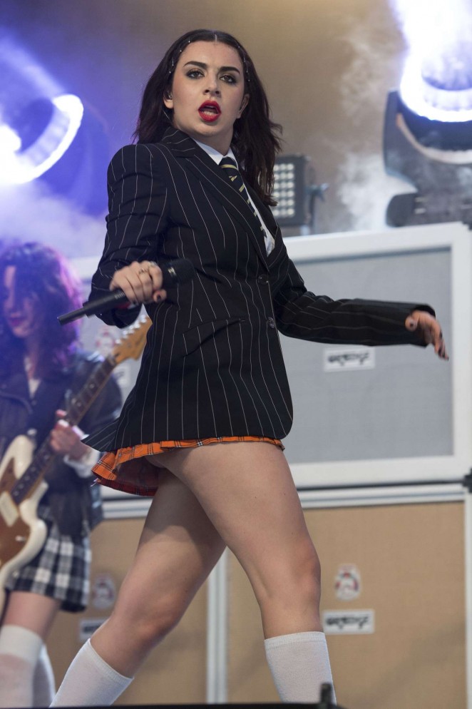 Charli XCX - Performing at Glastonbury Festival 2015 in England