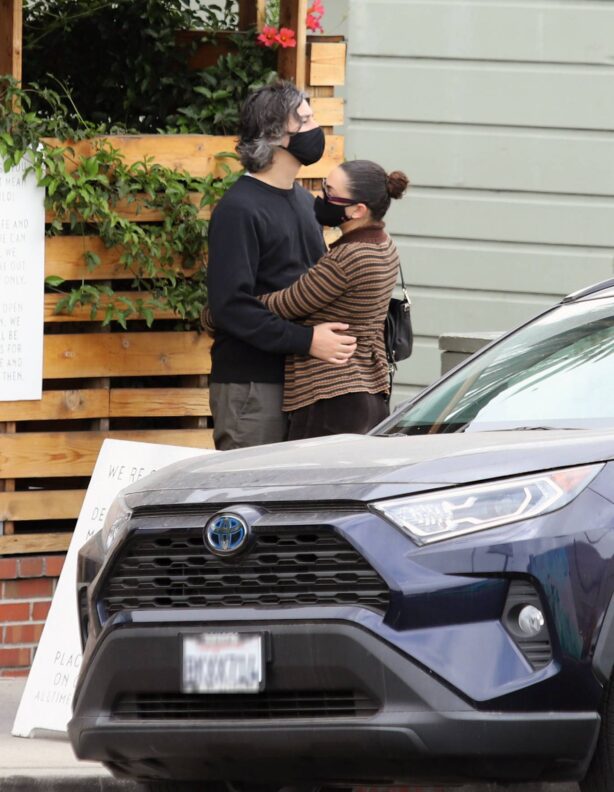 Charli XCX - With boyfriend Huck Kwong are spotted embracing in Los Angeles
