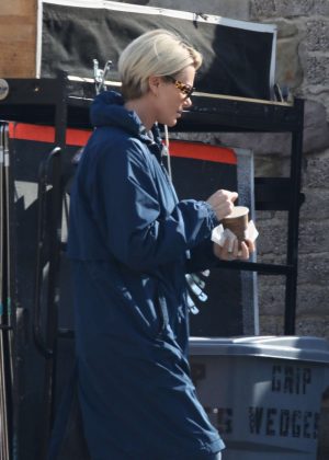 Charlize Theron - On set of new film in Mailibu