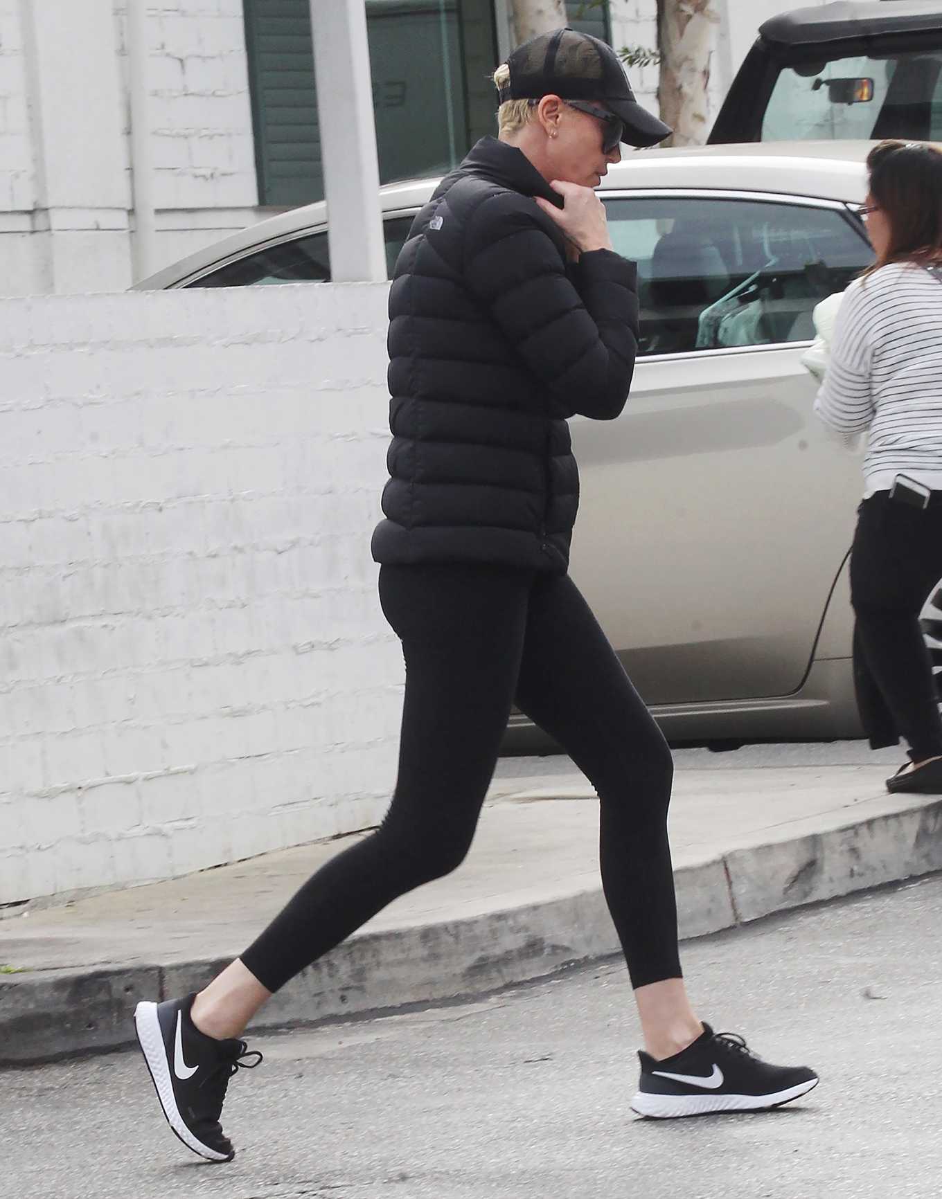 Charlize Theron â€“ Spopping canddis in Beverly Hills