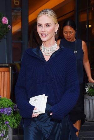 Charlize Theron - Steps out from Hotel Barrière Fouquet's in New York