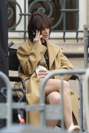 Charlotte Gainsbourg - Filming 'Etoile' for Amazon Prime Video in Paris