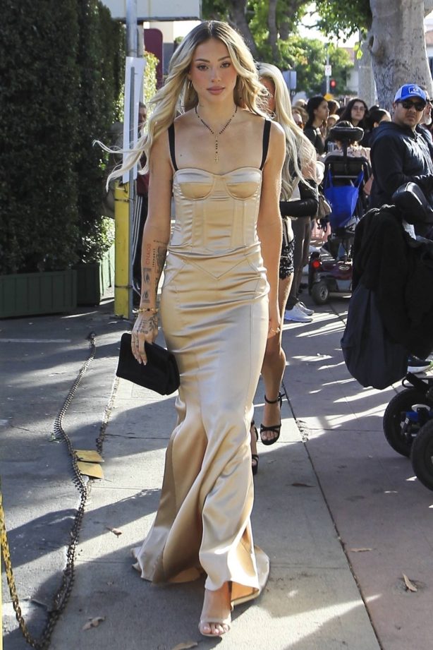 Charly Jordan - Arrive at 'Wonka' movie premiere in Los Angeles