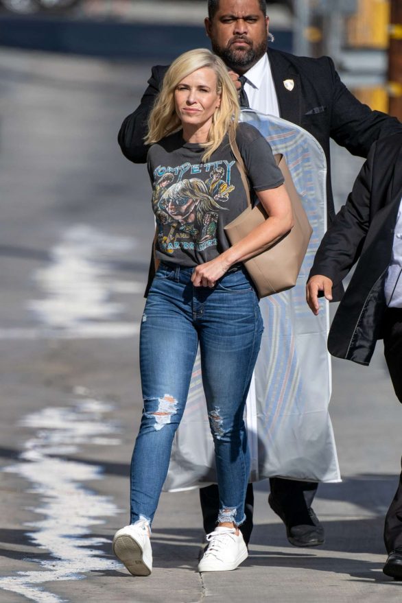 Chelsea Handler - Arrives at Jimmy Kimmel Live in Los Angeles
