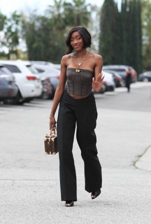 Chelsea Lazkani - Stuns in all black for Selling Sunset taping in Los Angeles