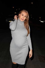 Chloe Goodman - In a grey jumper dress as she heads to the Ivy In The Lanes restaurant in Brighton