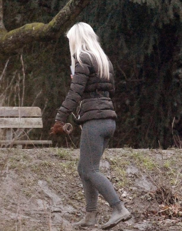 Chloe Madeley - 'Once a day' exercise walk at a North London Park