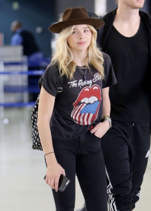 Chloe Moretz - Arrives at LAX Airport in LA