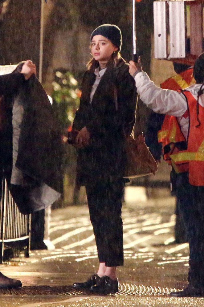 Chloe Moretz - Filming her new movie 'The Widow' in Toronto
