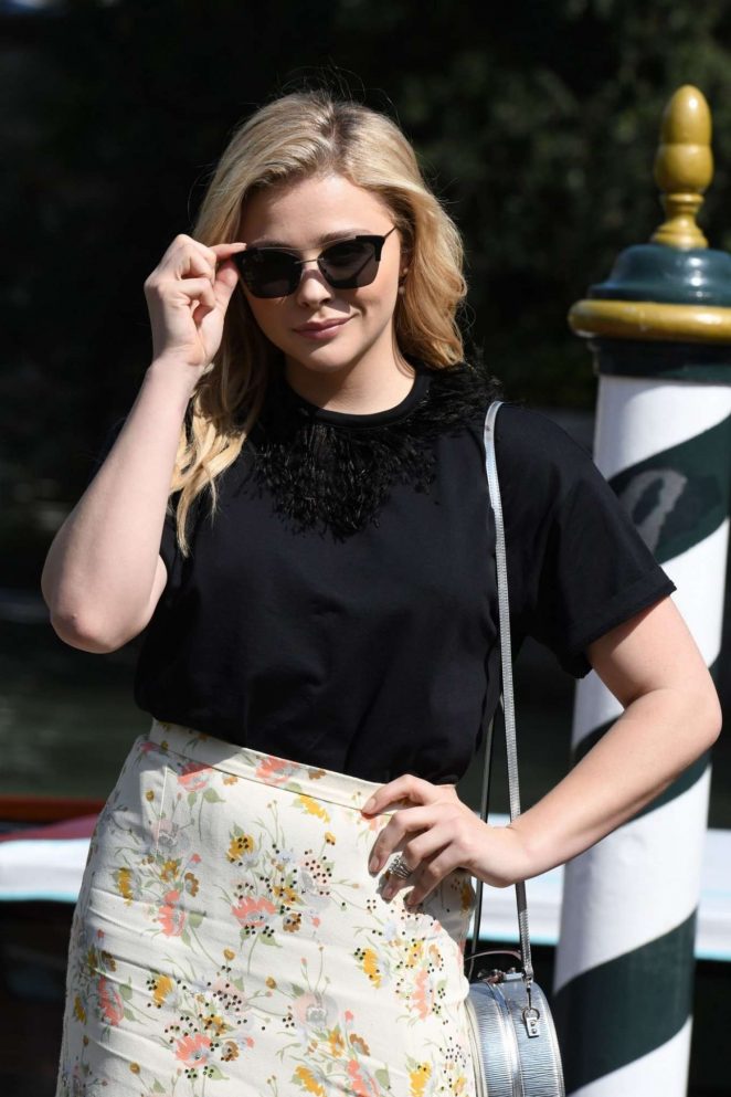 Chloe Moretz - Out In Venice