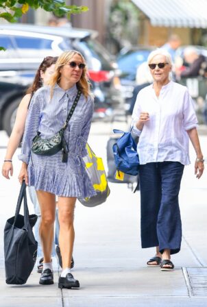 Chloe Sevigny - Steps out with her mom in New York